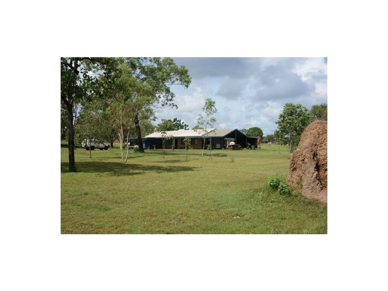 240 Strickland Road, Adelaide River NT 0846