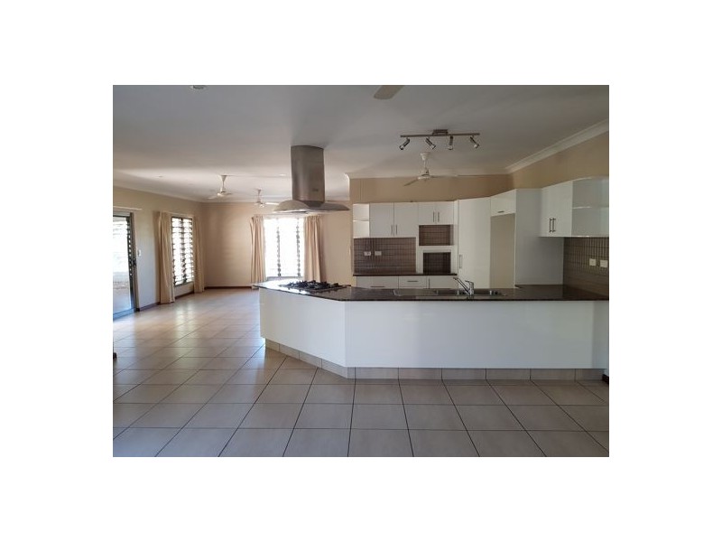22 DAMABILA DRIVE, Lyons NT 0810