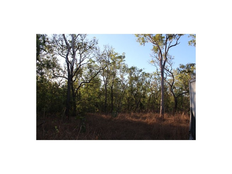 560 HOPEWELL ROAD, Berry Springs NT 0838
