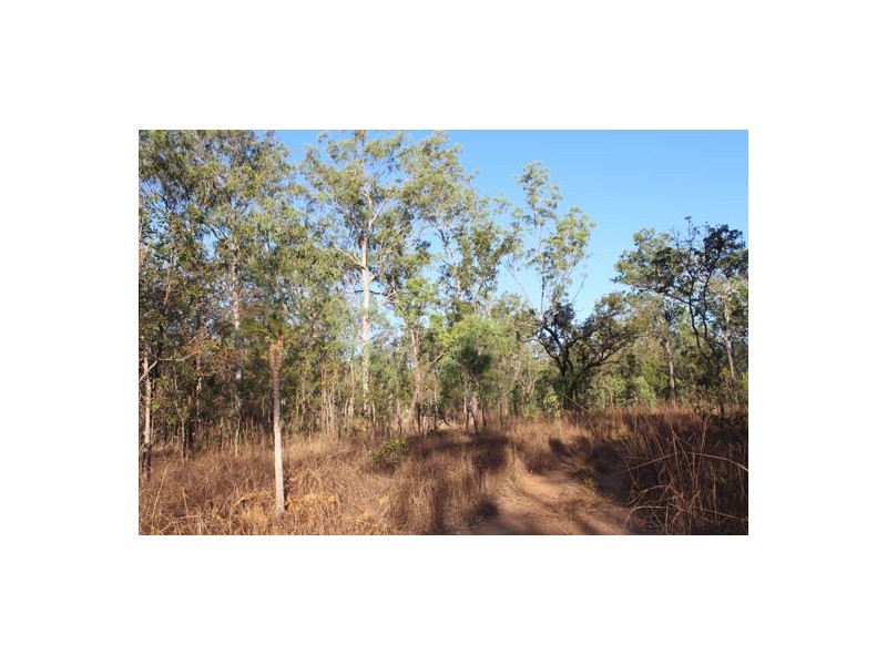 560 HOPEWELL ROAD, Berry Springs NT 0838