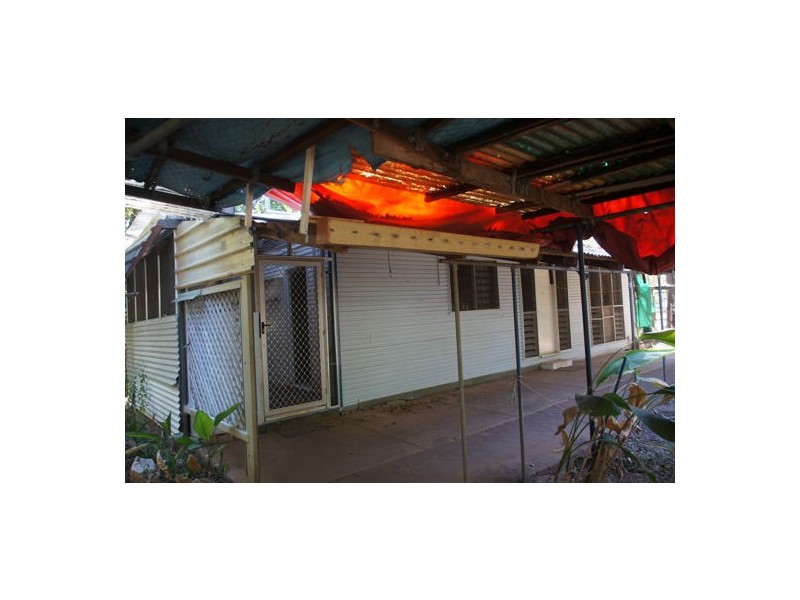 33 Wandaree Crescent, Batchelor NT 0845