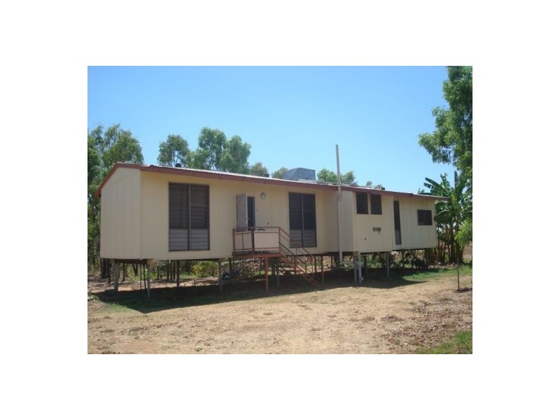 2351 Edith Farms Rd Wilderness Farms, Katherine NT 0850