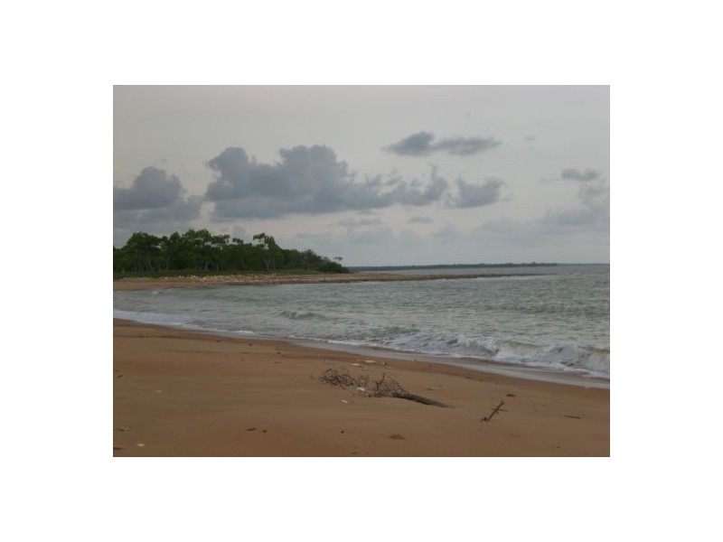 15 Harney St, Wagait Beach NT 0822