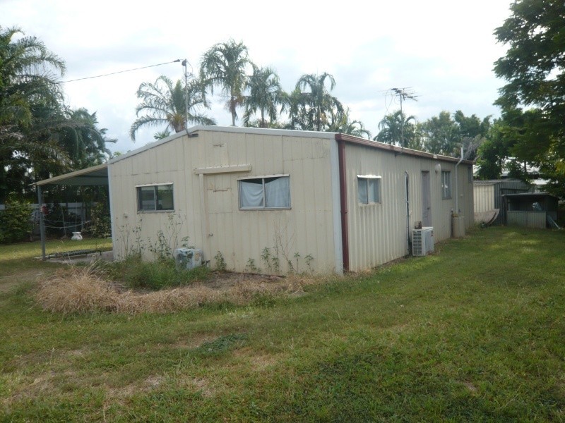 8 Fuller Crescent, Katherine NT 0852