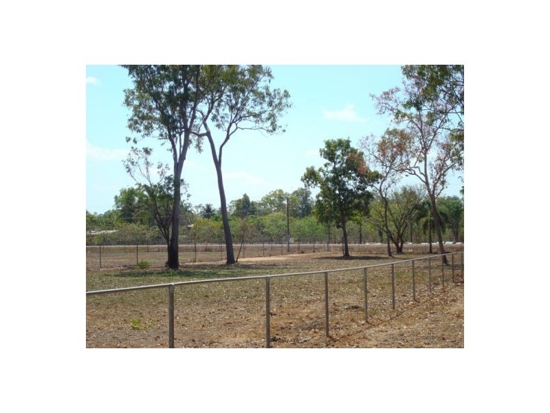 40 Pangola Rd, Humpty Doo NT 0836