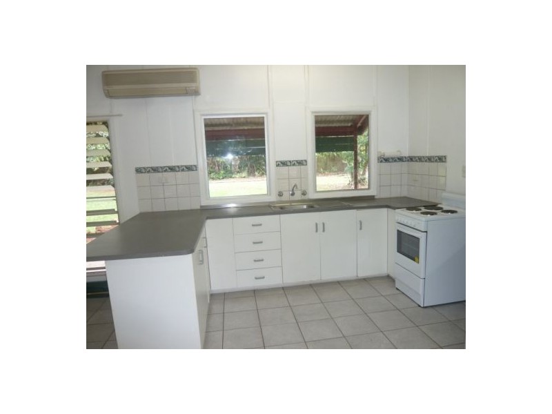 31 Wandaree Crescent, Batchelor NT 0845