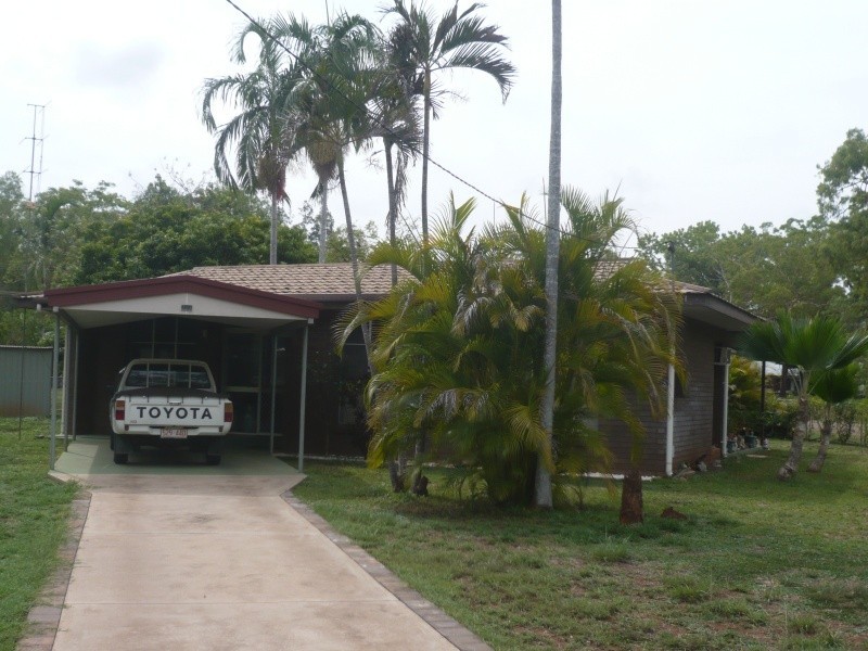 2 Flynn Crescent, Batchelor NT 0845