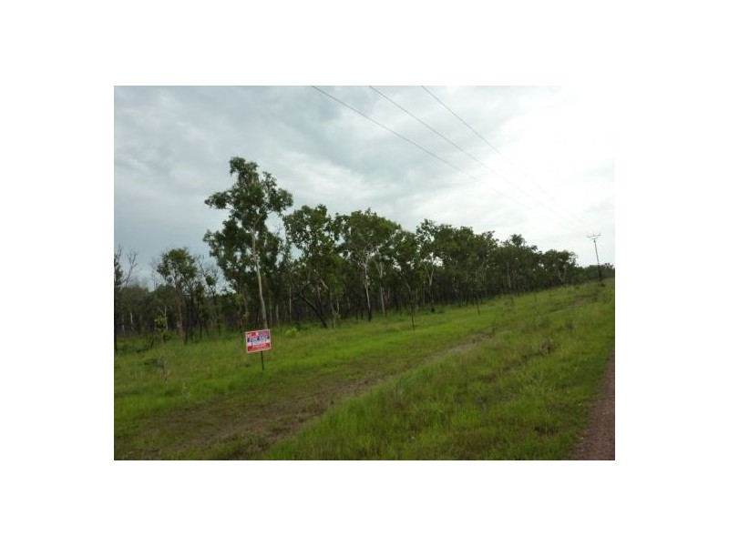 20 Perreau Rd, Batchelor NT 0845