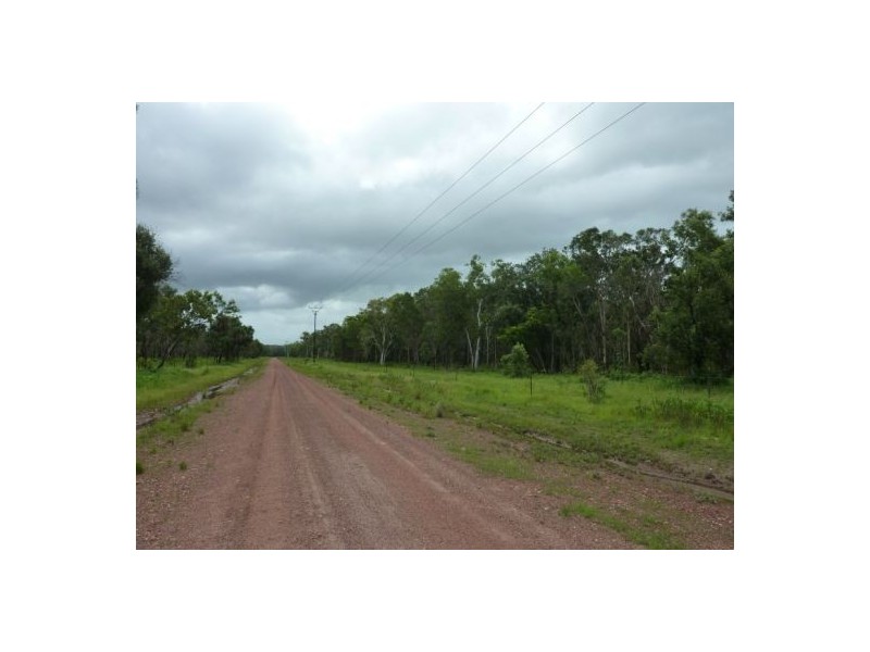 20 Perreau Rd, Batchelor NT 0845