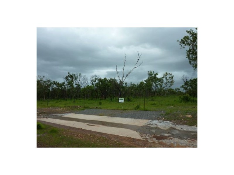 20 Perreau Rd, Batchelor NT 0845