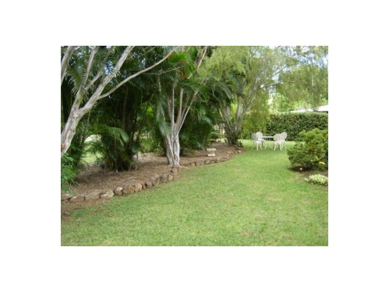 17 Memorial Tce, Adelaide River NT 0846