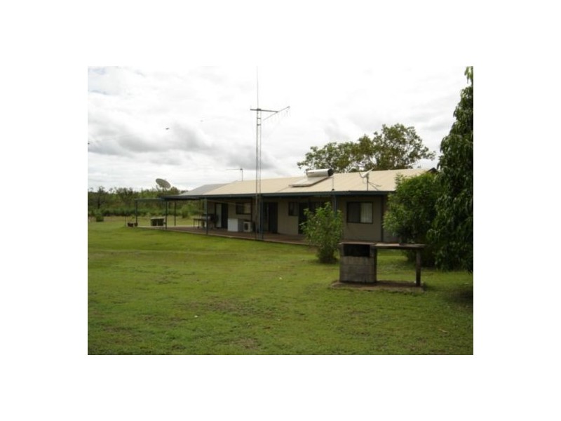 199 Strickland Rd, Adelaide River NT 0846