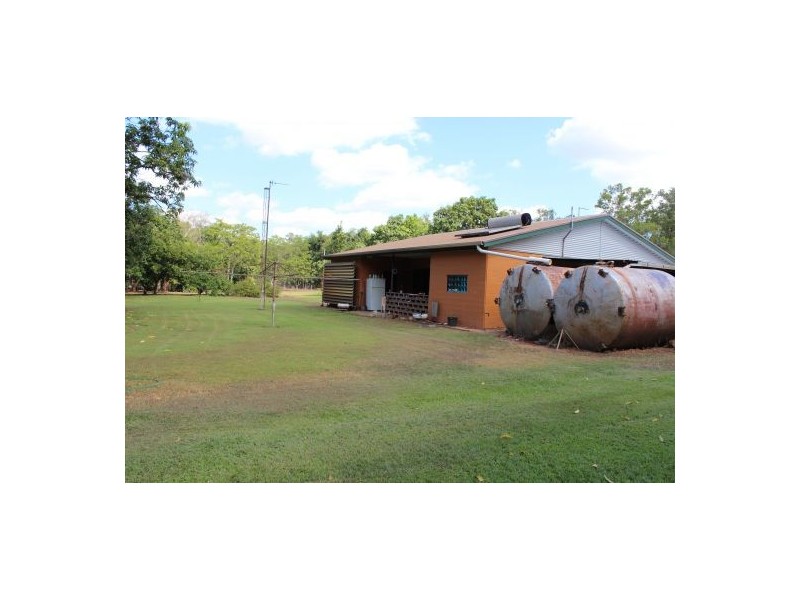 65 Barker Rd, Howard Springs NT 0835