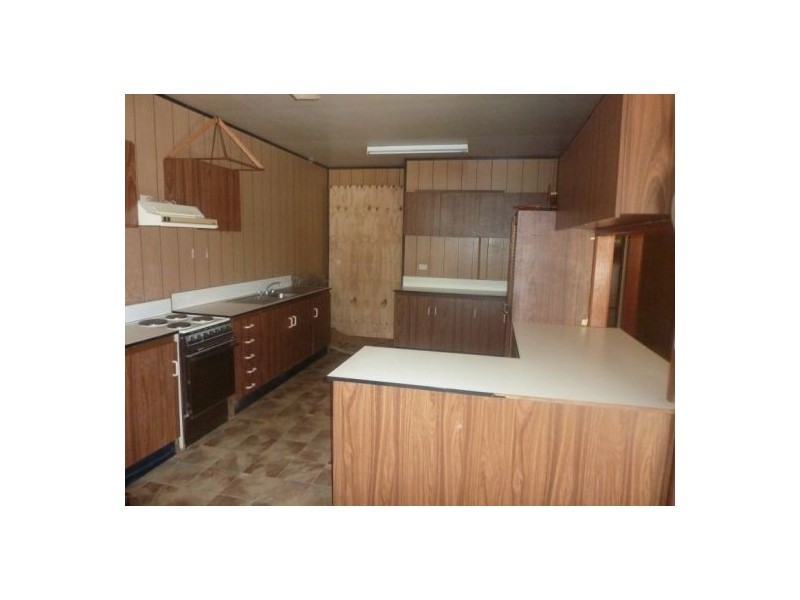 10 Buchanan St, Pine Creek NT 0847