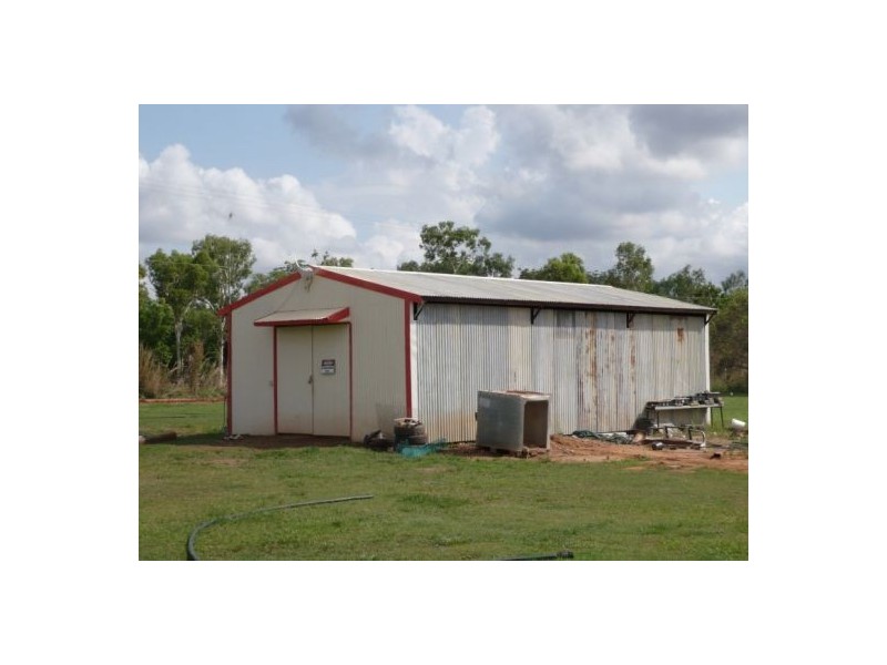 690 Haynes Rd, Adelaide River NT 0846