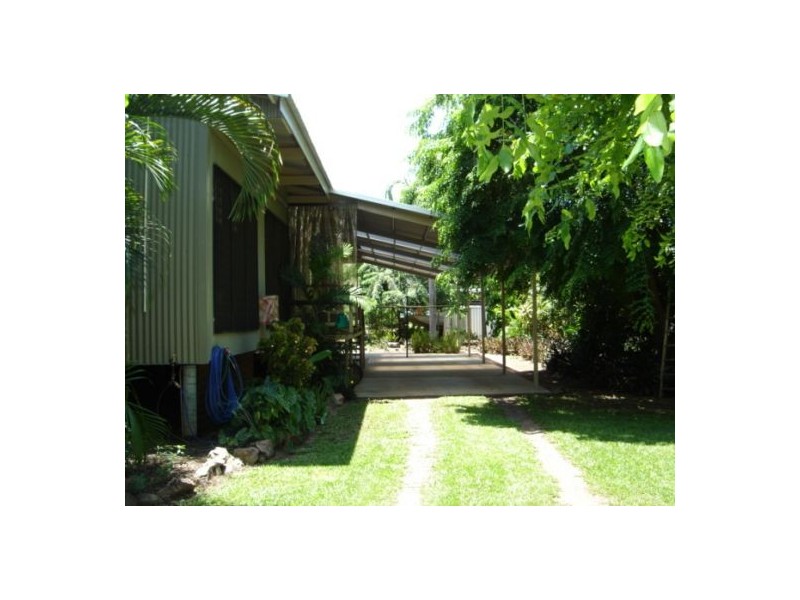 3 Swannel Street, Adelaide River NT 0846