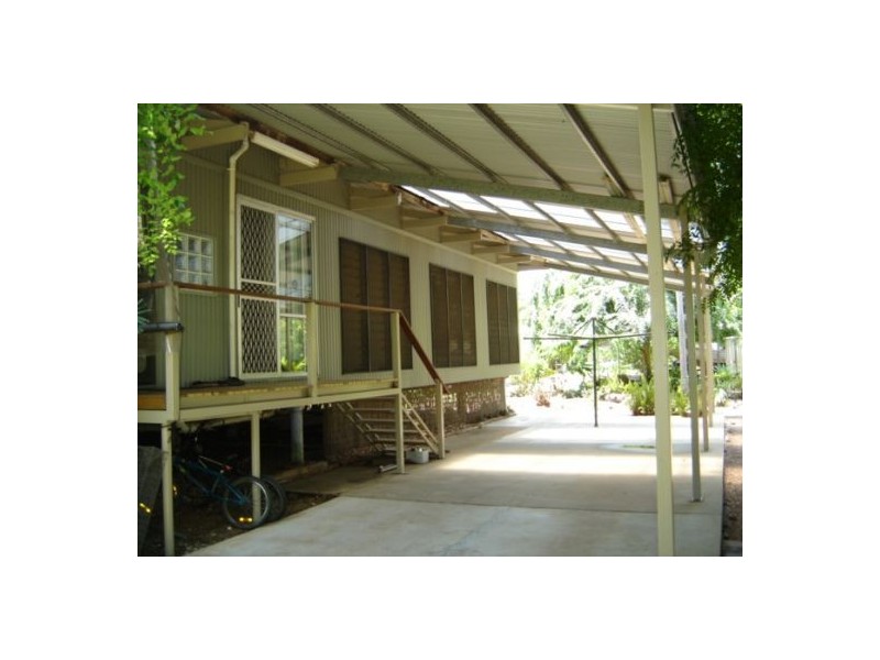 3 Swannel Street, Adelaide River NT 0846