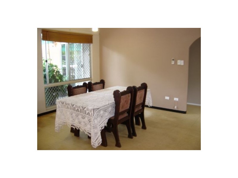 13 Kafcaloudes, Moulden NT 0830