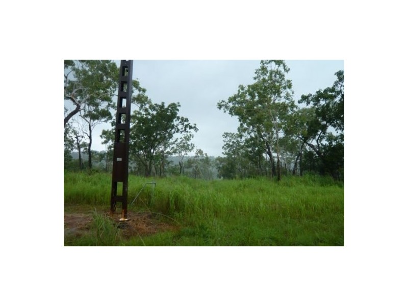 129 Guys Creek Rd, Acacia Hills NT 0822
