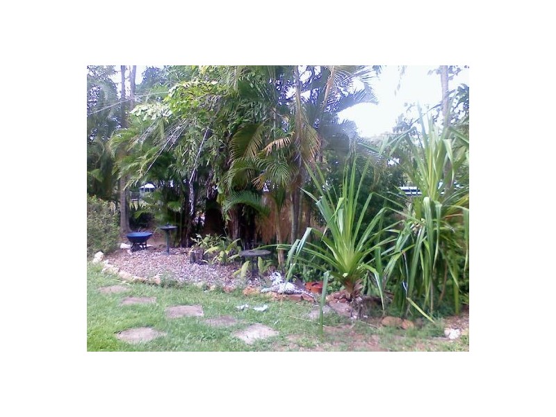 17 Wandaree St, Batchelor NT 0845