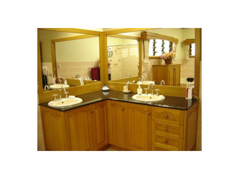 19 Valencia Rd, Girraween NT 0836