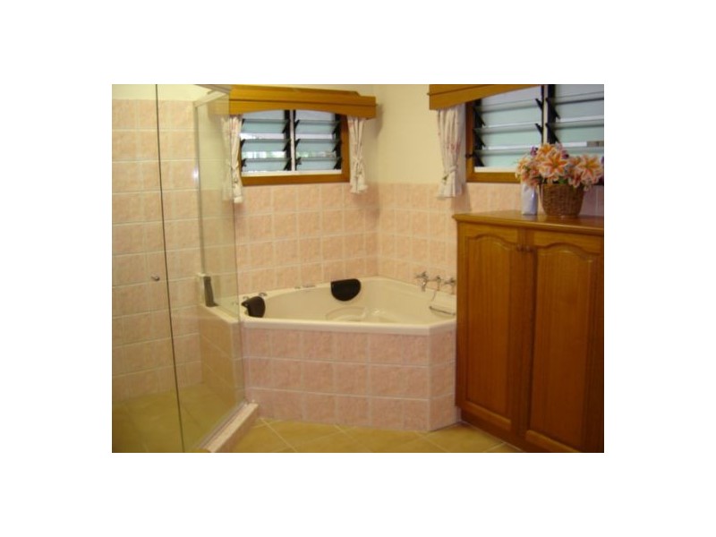 19 Valencia Rd, Girraween NT 0836