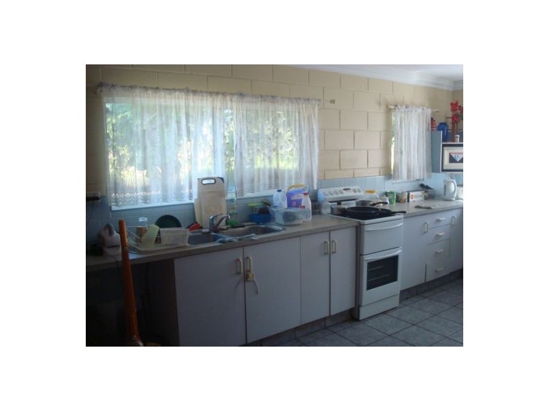 14 Calandrinia Crt, Moulden NT 0830