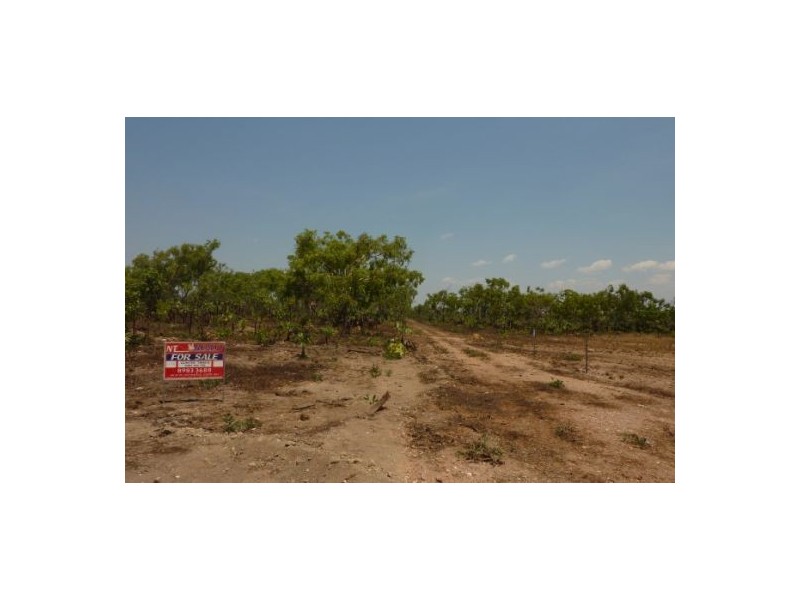 6/1932 Hundred Of Hart, Batchelor NT 0845