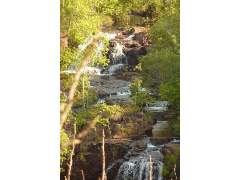 6/1932 Hundred Of Hart, Batchelor NT 0845