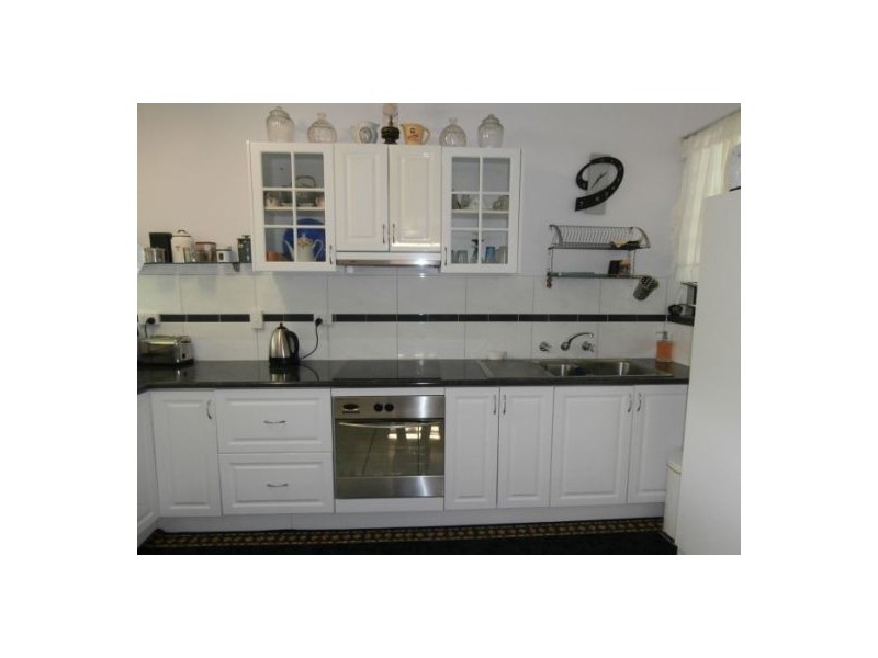 8 Little St, Pine Creek NT 0847