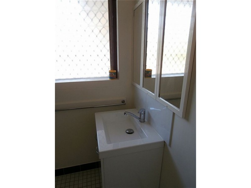 9 Little St, Pine Creek NT 0847