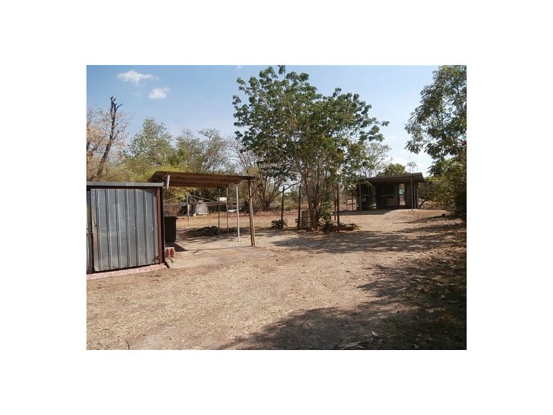 9 Little St, Pine Creek NT 0847
