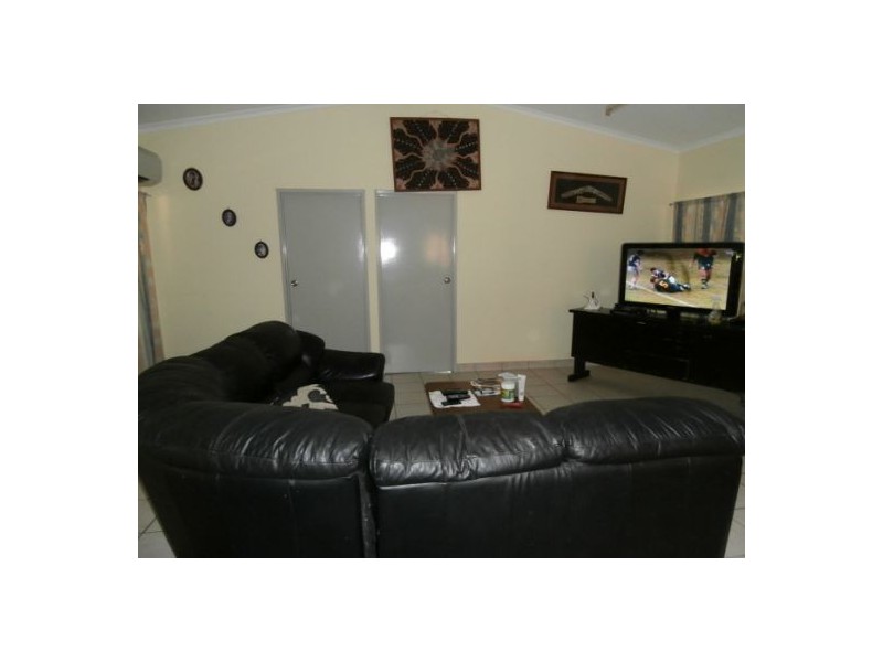 120 Scrutton Rd, Livingstone NT 0822