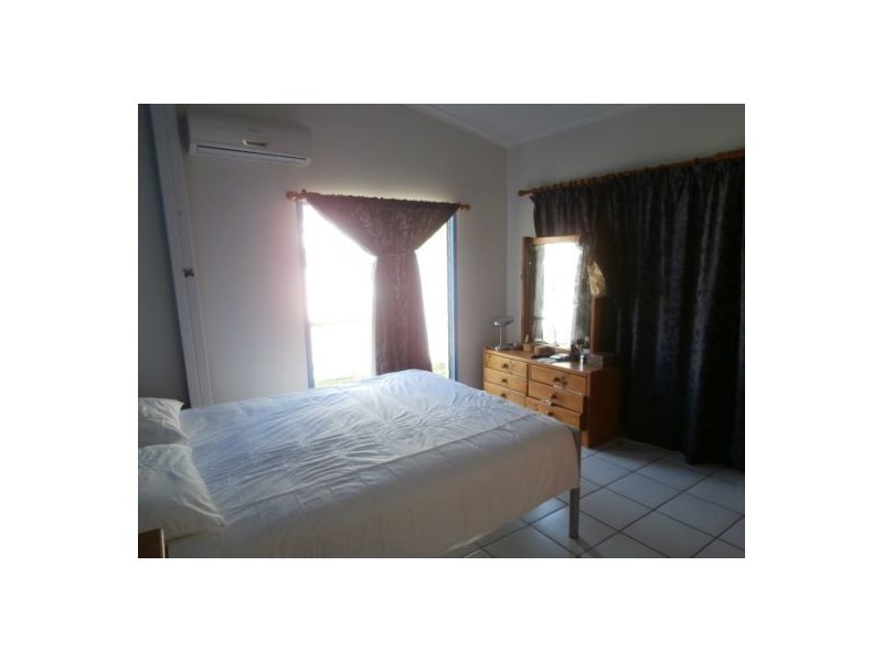 120 Scrutton Rd, Livingstone NT 0822