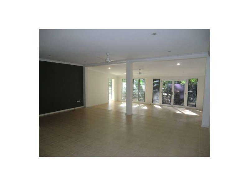 35 Hillier Rd, Howard Springs NT 0835