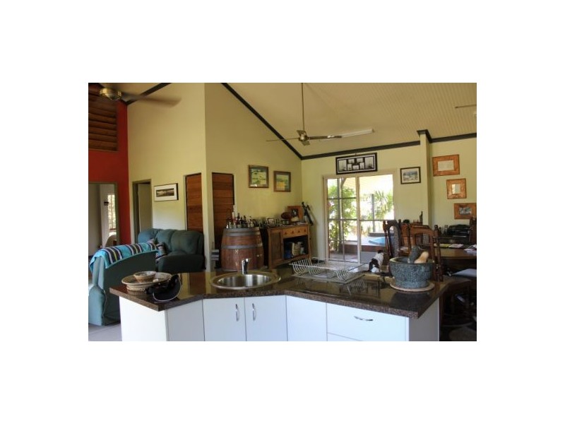 11 Bray Pl, Wagait Beach NT 0822