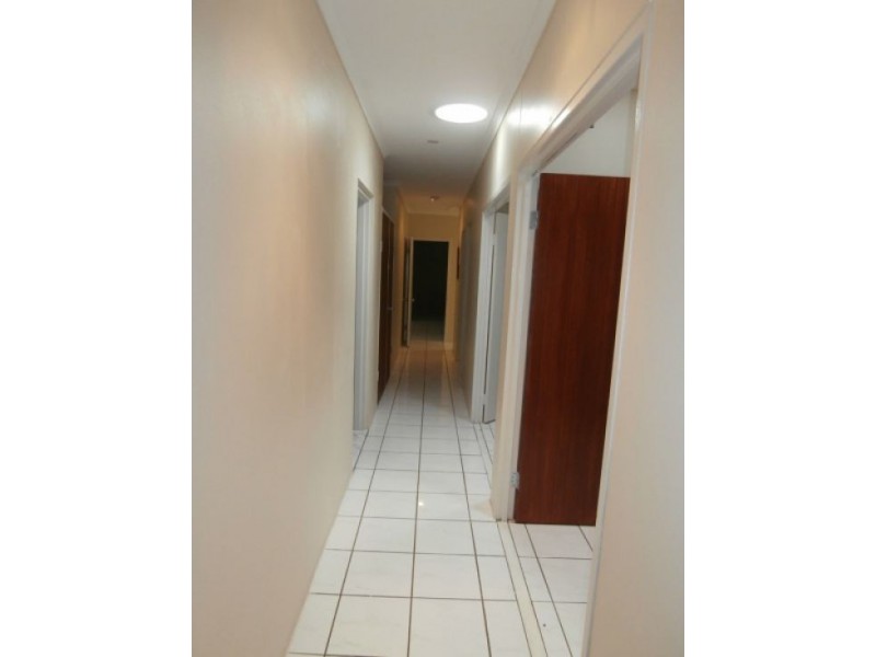 11 Parmentier Pl, Moulden NT 0830