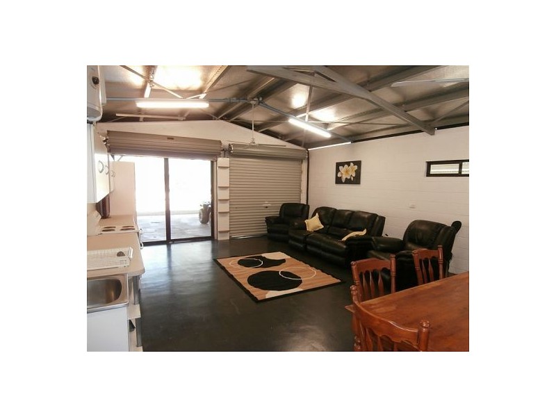 102 Affleck Rd, Acacia Hills NT 0822