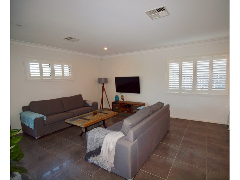 16 Seagrass Avenue, Vincentia NSW 2540