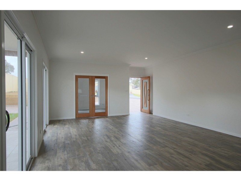 99B Links Avenue, Sanctuary Point NSW 2540