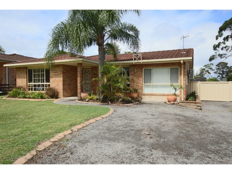 13 Tasman Road, St Georges Basin NSW 2540