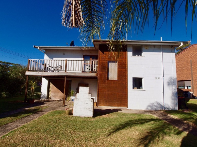 111 Elizabeth Drive, Vincentia NSW 2540