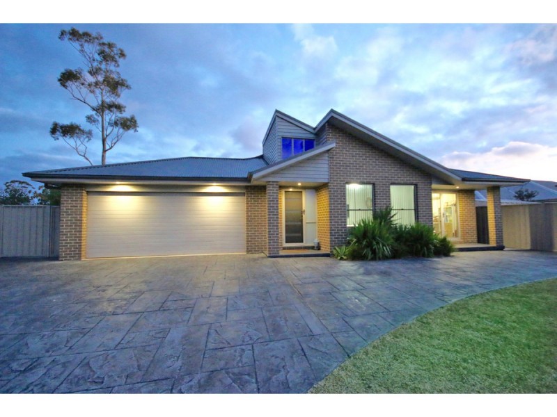 73 Anson Street, Sanctuary Point NSW 2540