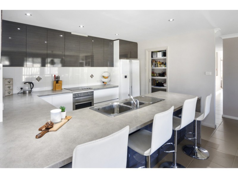 73 Anson Street, Sanctuary Point NSW 2540