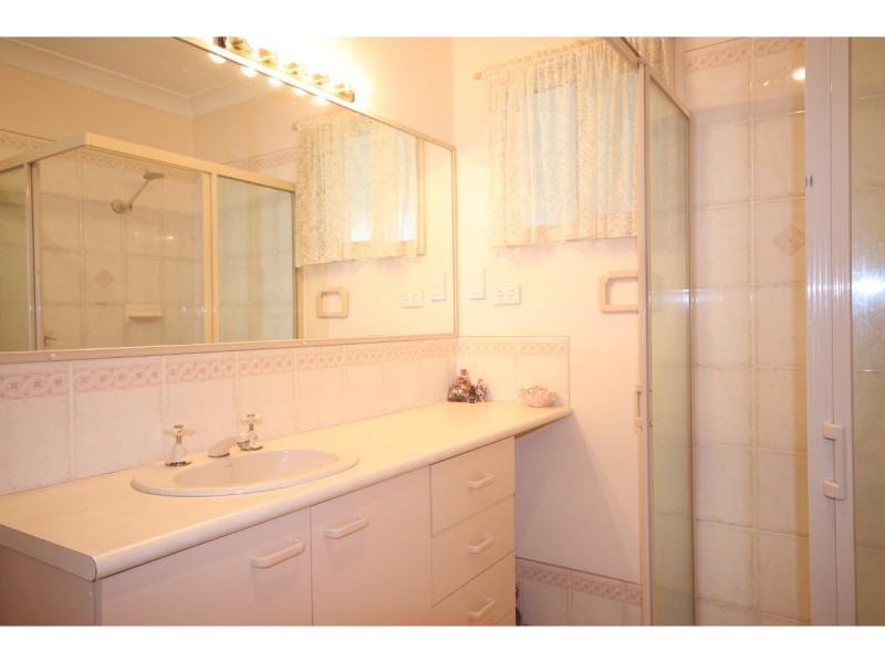 147 Macleans Point Road, Sanctuary Point NSW 2540