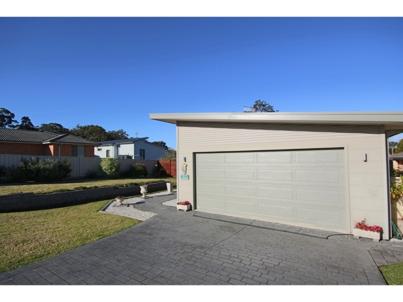 3 Capeland Avenue, Sanctuary Point NSW 2540