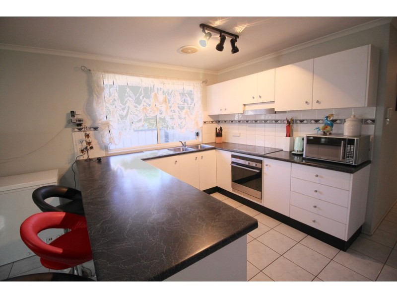 6 Claylands Drive, St Georges Basin NSW 2540