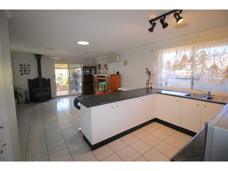 6 Claylands Drive, St Georges Basin NSW 2540