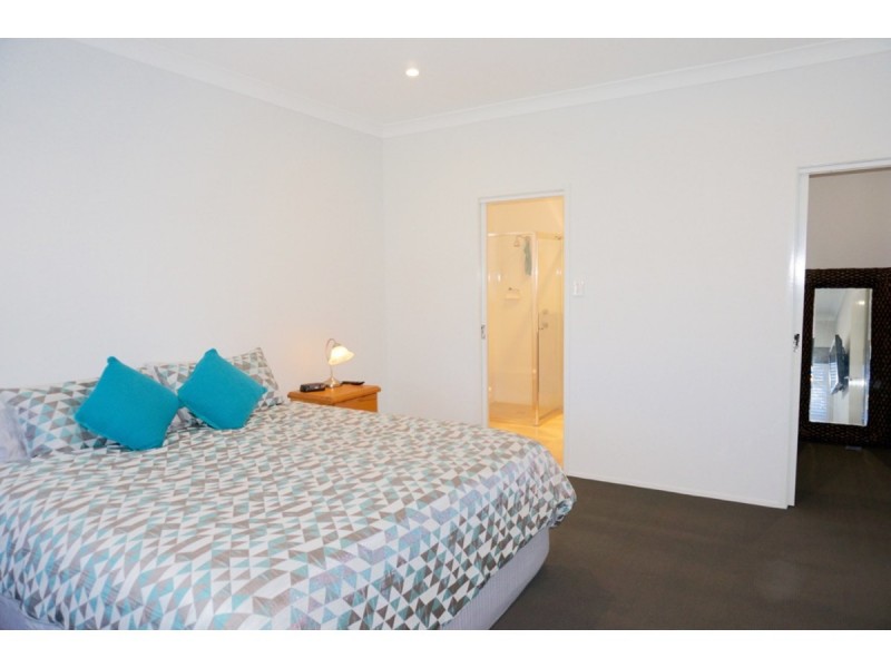 114 Fairway Drive, Sanctuary Point NSW 2540