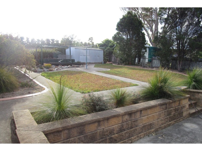 9 Blair Street, Old Erowal Bay NSW 2540